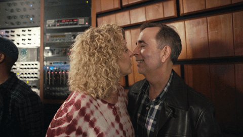 Happy #MothersDay to all the mommas out there! Love ya, Mom!!!! #TheBestMoves #CantStopTheFeeling https://t.co/mfYcVxSv2r