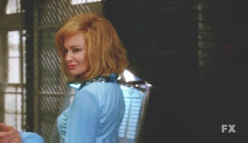 RT @MarcSnetiker: Jessica Lange rolling up to the Carlyle like https://t.co/kDpiSM6fkG
