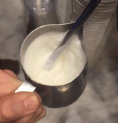 RT @livelaughingman: What milk do you prefer? #allbehappy https://t.co/twRu3Q4AhB