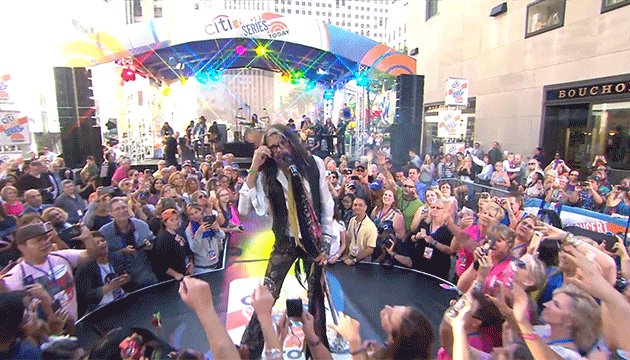 RT @TODAYshow: We're crazy for @IamStevenT! #StevenTylerTODAY https://t.co/Rhsp0T0QM0