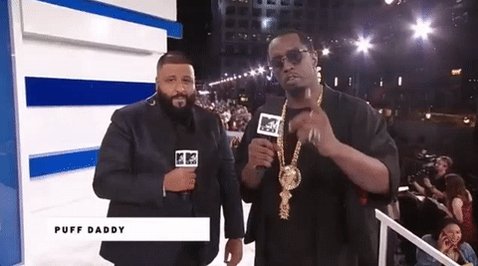 RT @MTVBaseWest: #VMAs | You know it's LIT when @djkhaled and @iamdiddy link up. Special talk alert !!!! https://t.co/apjMbGcGqC