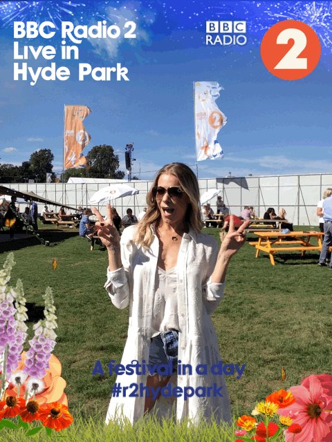 Sun's out tongue's out ! About to go live at #HydePark for @bbcradio2 ☀️???????? https://t.co/2BdkwRolJj https://t.co/I4KX2d1Q8f
