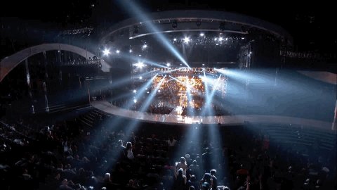 RT @LILKIMLAND: Bzzzzzzzzzzzzzzzzzzzzzz SHOWTIME! @LilKim ???????????????????? DALLAS #BADBOYFamilyReunionTour https://t.co/1u8CUPLR1z