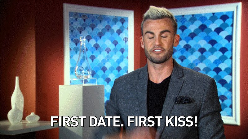 RT @LogoTV: .@justinroisom wants to remind y’all who was first…???????? #FindingPrinceCharming https://t.co/KlV2wd3k2T