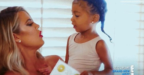 RT @_DreamHouse_: in love with this gif ????????  @khloekardashian  #KUWTK https://t.co/r3uxuozJ0m