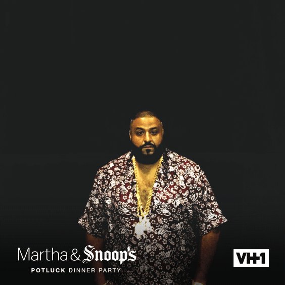 RT @VH1: .@DJKhaled knows success starts with breakfast. #BlessUp #MarthaAndSnoop https://t.co/Zfa8VSli46