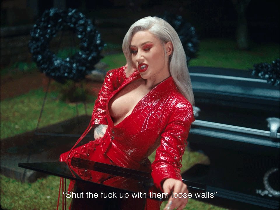 RT @IetarianaIive: Pure excellence @IGGYAZALEA #SallyWalker https://t.co/qTYw4kxVAq