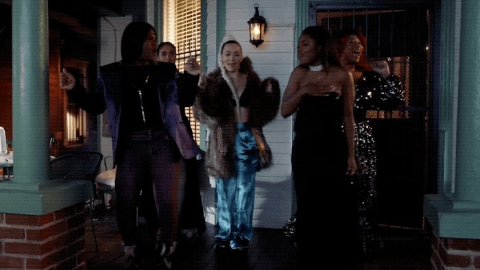 Gotta practice for the wedding! #STAR https://t.co/5zwdlz3ITJ