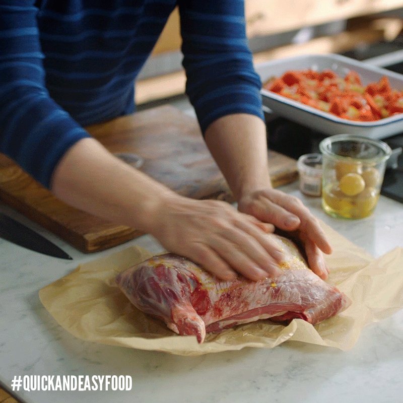 Nothing like a good shoulder rub after a long day… #QuickAndEasyFood https://t.co/0QXQ2txmMd