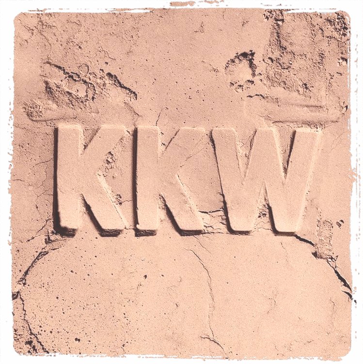 RT @rodashian: ???? KKW BEAUTY RESTOCK!! ????

Less than one hour only on 
https://t.co/mCwsfCyNjo https://t.co/fyjx79sf5B