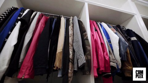 RT @Complex: We took a tour of @Macklemore's closet ????

WATCH: https://t.co/dV8DzZufKI https://t.co/X6WofzdbQ8