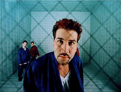 Love me some @NSYNC! @RealJoeyFatone coming into the #90sHouse like...@MTV90sHouse https://t.co/d1kFeM5fwS