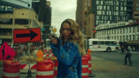 RT @MTVUK: ???????? @RitaOra makes New York her wonderland in the 'Anywhere' video ???? >>> https://t.co/v9j0ryuZhz https://t.co/Mlo4q597ch