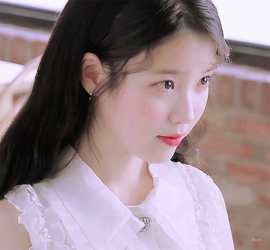 아이유 콘서트 IU 그날엔 쇼룸파티 직찍 무릎 iuS2cap