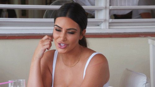 RT @itsKELSEYtho: One more hour til #KUWTK https://t.co/G5ndGPGvyM