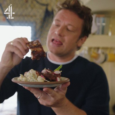 That first bite…  #FridayNightFeast https://t.co/8XDWlGLzMW