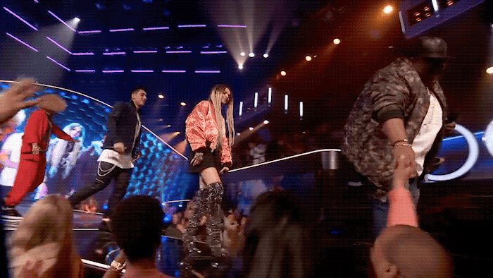 RT @TheFourOnFOX: We love #TheFour! RT if you're watching rn! ???????? https://t.co/AvUdCyHFsN