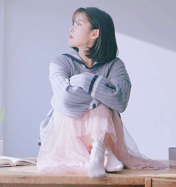 아이유 IU 밤편지 그날엔 팔레트 뉴발란스 워너원 LastPalette