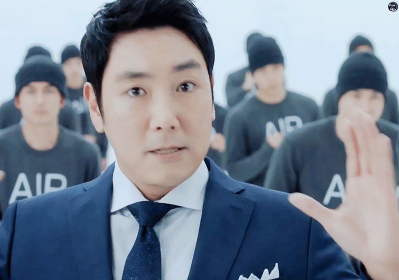 조진웅 정답 배우 하정우 시그널 영화 대장김창수 dbfla157