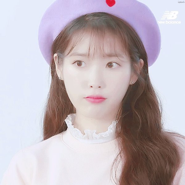 아이유 IU 밤편지 그날엔 팔레트 뉴발란스 워너원 iuiseul516