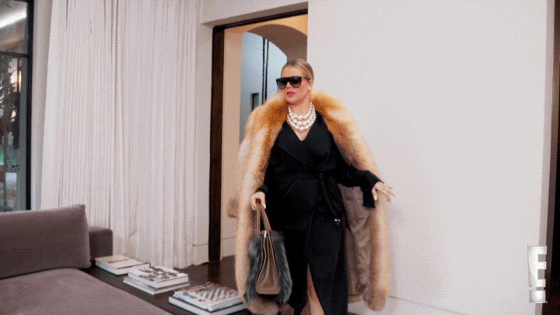 RT @KUWTK: Here she comes! Koko and the rest of the fam are back. East Coast, #KUWTK starts NOW! https://t.co/b9KC6Eppuc