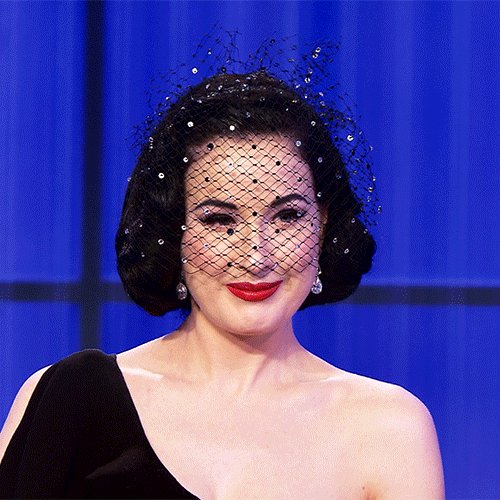 RT @ProjectRunway: .@DitaVonTeese joining the #PRAllStars judges tonight ????????. https://t.co/pxWqQkkifp