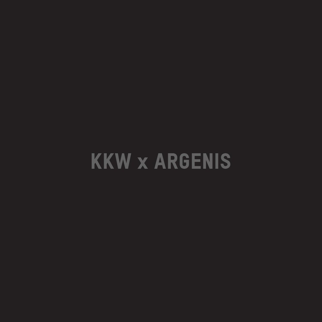 RT @kkwbeauty: #KKWXARGENIS IS AVAILABLE FOR PURCHASE TODAY AT 12PM PST AT https://t.co/32qaKbs5YG #KKWBEAUTY https://t.co/CAWK9KfDtx