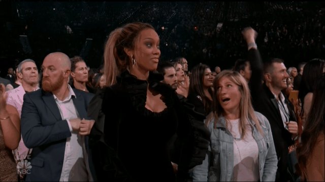 RT @accessonline: Mood: @tyrabanks stanning @ddlovato & @xtina at the #BBMAs ???? https://t.co/JCT96Qgoo5
