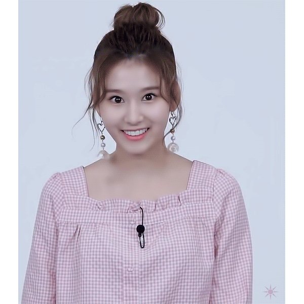 사나 TWICE 트와이스 SANA 보듯이 쯔위 미나 happypill_29