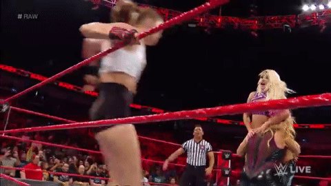 RT @WWE: HART ATTACK from @RondaRousey & @NatbyNature! #RAW https://t.co/8PSVDb6SVT