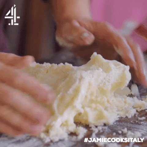 THREAD 4: Scrunch and push the mixture together. Knead on a flour-dusted surface until pliable. https://t.co/bmE5vcu9Zb