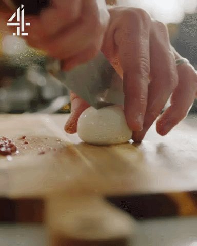 Refresh your eggs under cold water so they're not too hot to handle. Then peel & cut into quarters ???? https://t.co/KkatpyG1s7