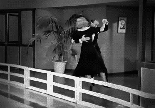 RT @distractedfilm: TAKE A GINGER ROGERS / FRED ASTAIRE MOMENT: https://t.co/UREggJWHwX