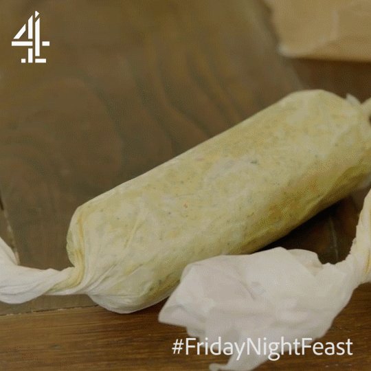 How to make flavoured butter… 

THREAD BELOW ⬇️ #FridayNightFeast https://t.co/UsjBZZjEGP