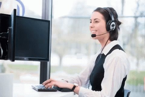 8295
