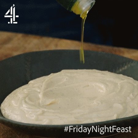 Pour your houmous onto a plate. Make a little well, add some good olive oil and a few parsley leaves. Job done! https://t.co/xayE4NVw53