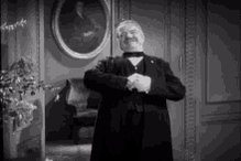 Born #OTD (29 January) in geeky history: John Forsythe (Lights Out), Kelly Packard (Little Bigfoot), Jessica Marais (Legend of the Seeker), Vinzenz Kiefer (Speed Racer), W.C. Fields (Alice in Wonderland)... https://t.co/sZngRLcpAs