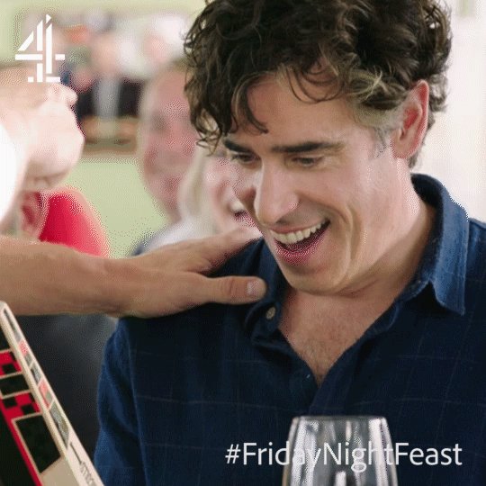 That face you pull when @nassercricket sends you a signed cricket bat… 

@StephenMangan ???? #FridayNightFeast https://t.co/SlTbaMwxQx