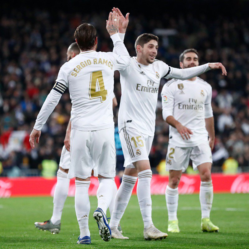 Real Madrid come from behind to beat Real Sociedad