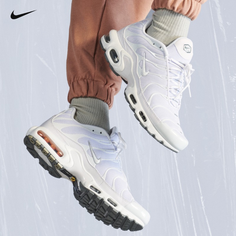 Wavy nike shoes sale