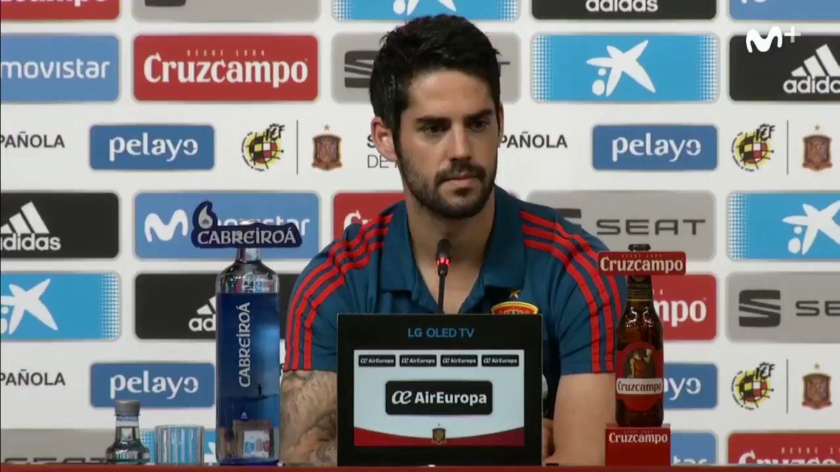 La Casa del Fútbol en Movistar+ (@casadelfutbol) on Twitter photo 2018-06-18 11:19:16 -A nivel personal, ¿es una buena noticia que Lopetegui sea entrenador del Real Madrid? -Isco: Sí. En momentos en los que no he tenido protagonismo en mi equipo, me ha dado toda su confianza. -A nivel personal, ¿es una buena noticia que Lopetegui sea entrenador del Real Madrid? -Isco: Sí. En momentos en los que no he tenido protagonismo en mi equipo, me ha dado toda su confianza.