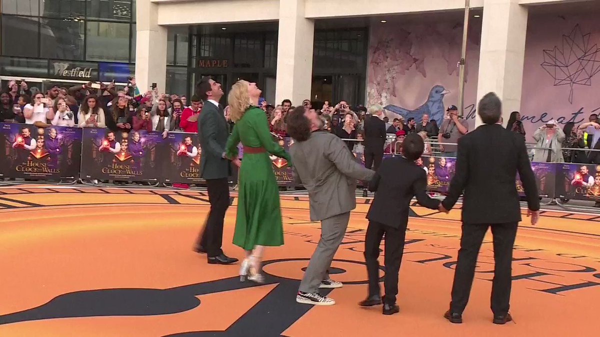 Video Cast Crew Attend Premiere House Clock Walls London Afp