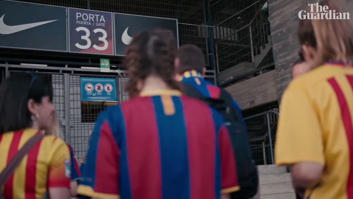 Take The Ball, Pass The Ball: trailer for documentary on Barcelona's Guardiola years – video https://www.theguardian.com/football/video/2018/oct/17/take-the-ball-pass-the-ball-exclusive-documentary-trailer-on-barcelonas-success-story-video?CMP=share_btn_tw …