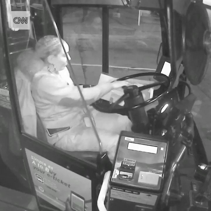 This bus driver didn't skip a beat when a homeless man stepped on her bus during a cold night, offering him food and helping him find a place to stay. Now she's being honored for it. https://cnn.it/2Q7gsAL