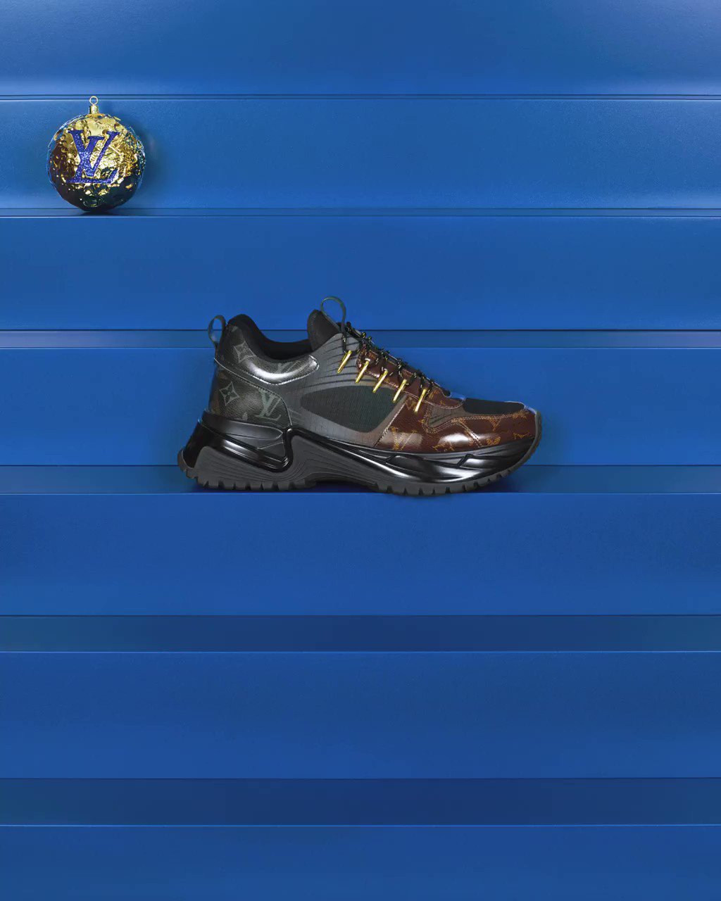 Louis Vuitton on X: For a fashionable foot forward. Run Away Pulse  sneakers are a fitting gift for the #LouisVuitton lover on your list. Visit  the Enchanted World of #LVGifts at