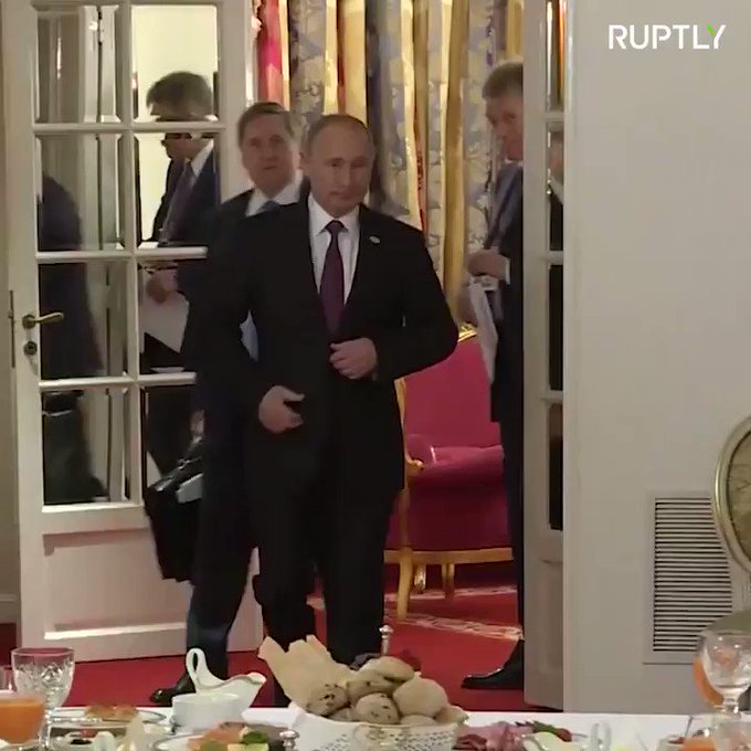 Встроенное видео