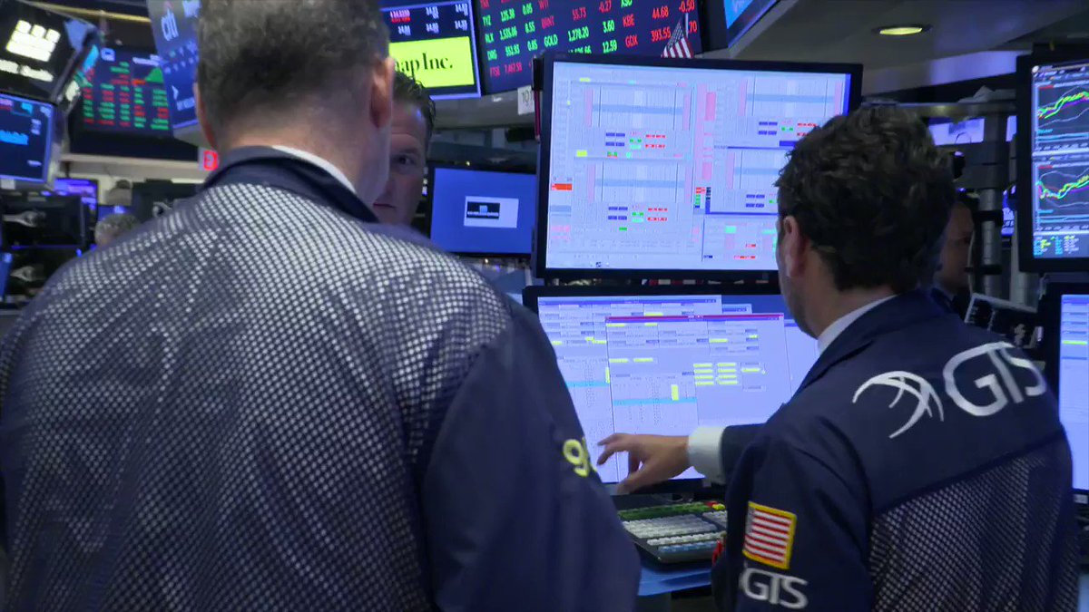 S&P 500, Dow slip on trade worries, but end off lows https://reut.rs/2REYp2l via @ReutersTV