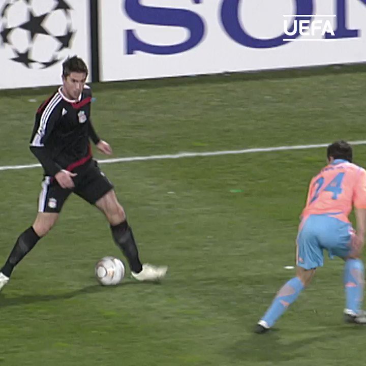 ποΈ Marseille 0-4 Liverpool #OnThisDay in 2007 π΄
π₯ Vintage @Torres feint and finish.
#UCL @LFC