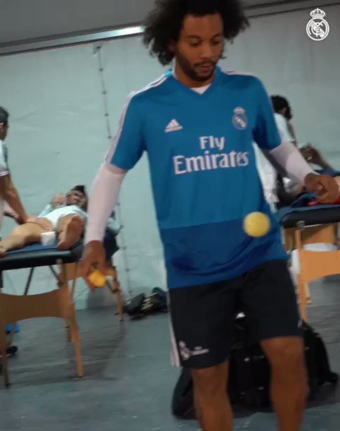 😍✨ @MarceloM12 MAGIC!
#RMUCL | #HalaMadrid