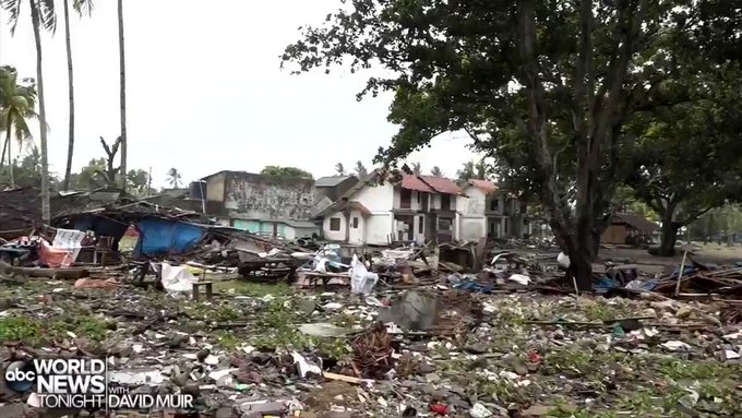 Volcanic tsunami in Indonesia: New pictures and videos of the tsunami triggered by the eruptive activity of Anak Krakatau volcano Oazph3039HvpqlqC?format=jpg&name=small